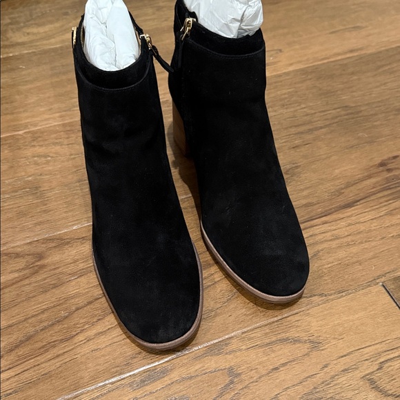 Sofia 65mm Suede Bootie in Black. Worn a few times looks brand new - Picture 2 of 6